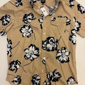 NWT GAP Men's Tan Floral Shirt